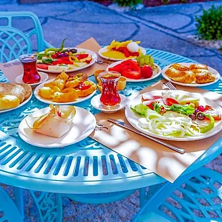 Cunda Nisa 3* Ayvalı